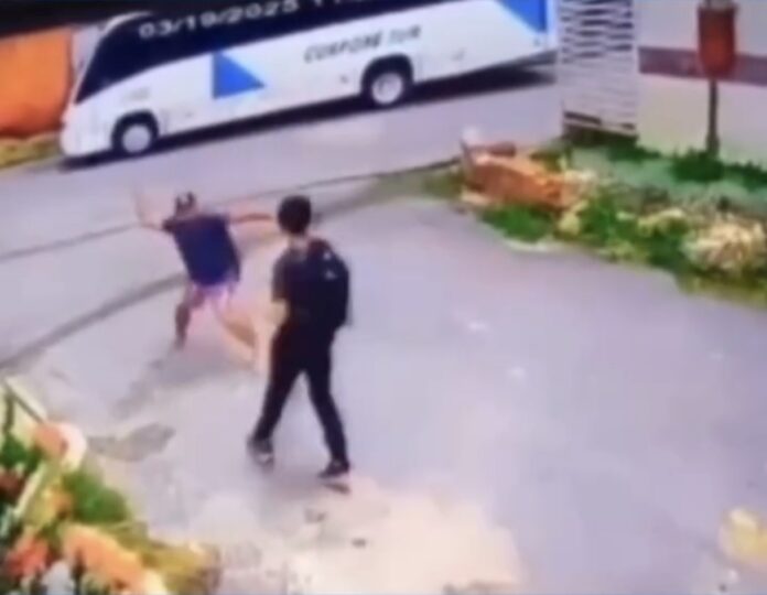 Adolescente autista de 14 anos é brutalmente agredido