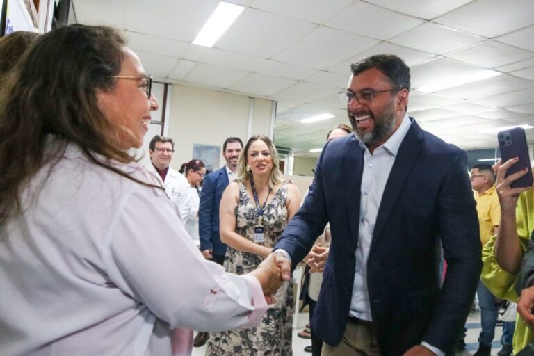 Wilson Lima Autoriza Progressões para 5 Mil Profissionais da Saúde