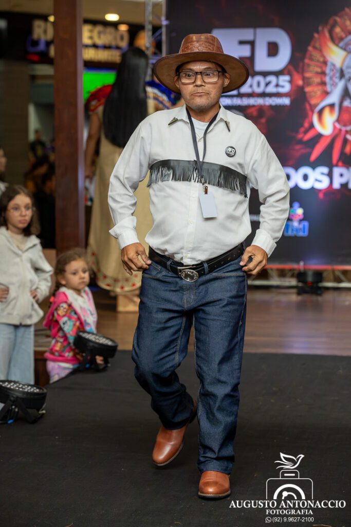 Amazon Fashion Down emociona Manauaras com desfile inclusivo e celebração cultural 17 Amazon Fashion Down emociona Manauaras com desfile inclusivo e celebração cultural AFD2025 07 Amazon Fashion Down emociona Manauaras com desfile inclusivo e celebração cultural