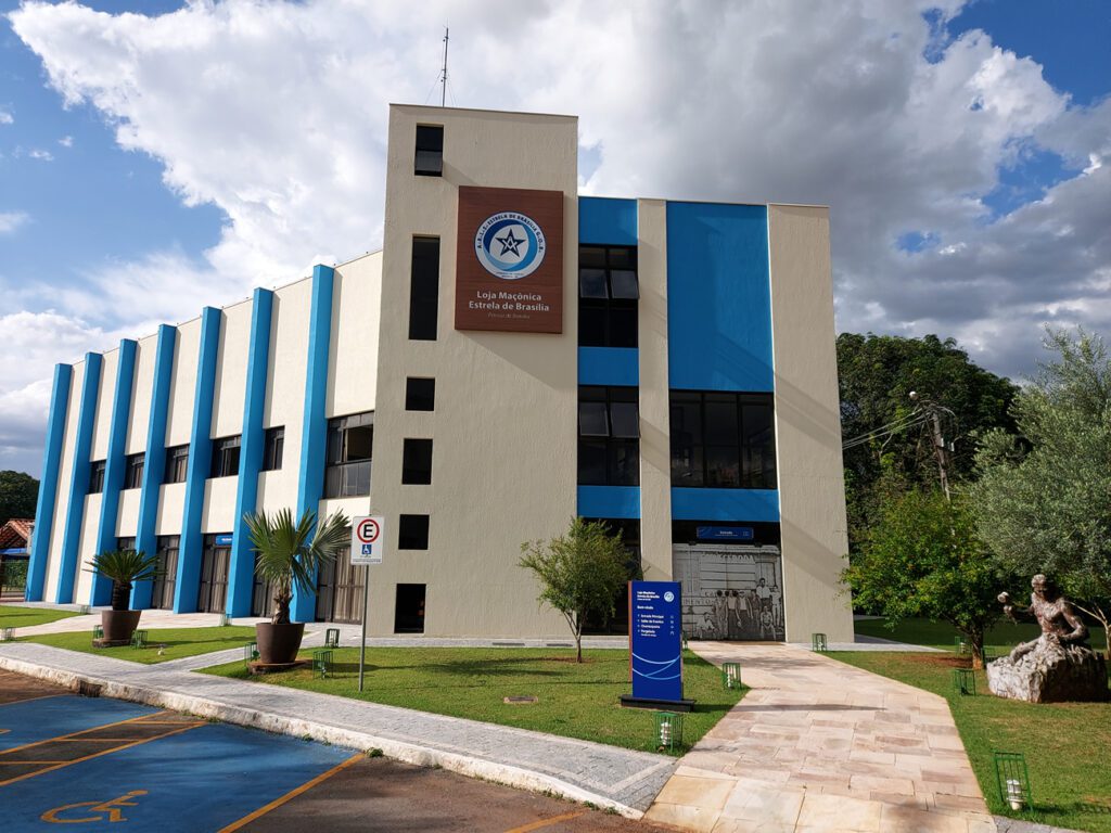 GOBAM é homenageado na Sessão Magna dos 203 anos do GOB em Brasília 1 GOBAM é homenageado na Sessão Magna dos 203 anos do GOB em Brasília 2022 04 11 Templo atual GOBAM é homenageado na Sessão Magna dos 203 anos do GOB em Brasília