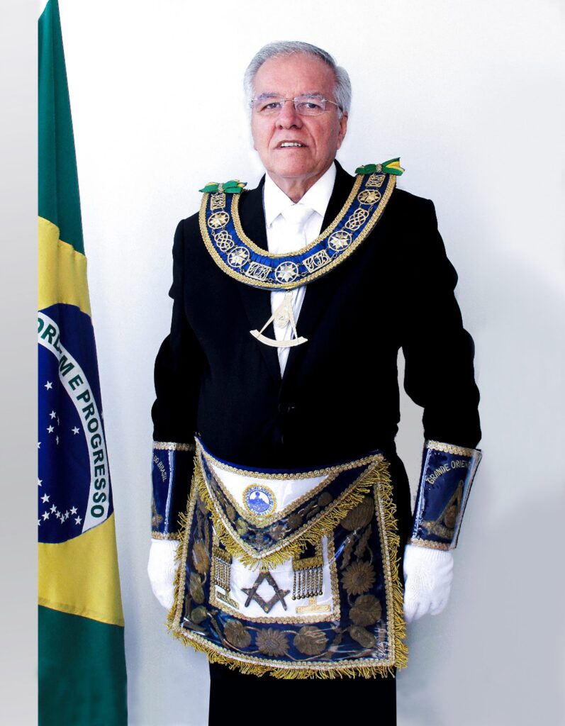 GOBAM é homenageado na Sessão Magna dos 203 anos do GOB em Brasília 2 GOBAM é homenageado na Sessão Magna dos 203 anos do GOB em Brasília FOTO FRONTAL OFICIAL scaled 1 GOBAM é homenageado na Sessão Magna dos 203 anos do GOB em Brasília