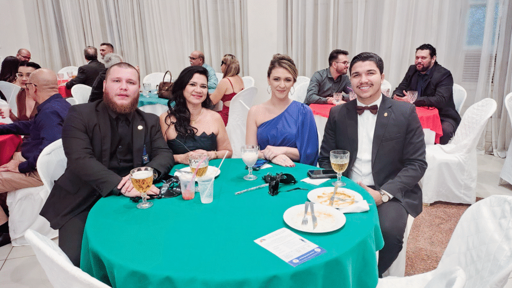 Baile Beneficente da Maçonaria do Amazonas reforça compromisso social no Lago Azul 9 Baile Beneficente da Maçonaria do Amazonas reforça compromisso social no Lago Azul IMG 20251120 WA0099 Baile Beneficente da Maçonaria do Amazonas reforça compromisso social no Lago Azul